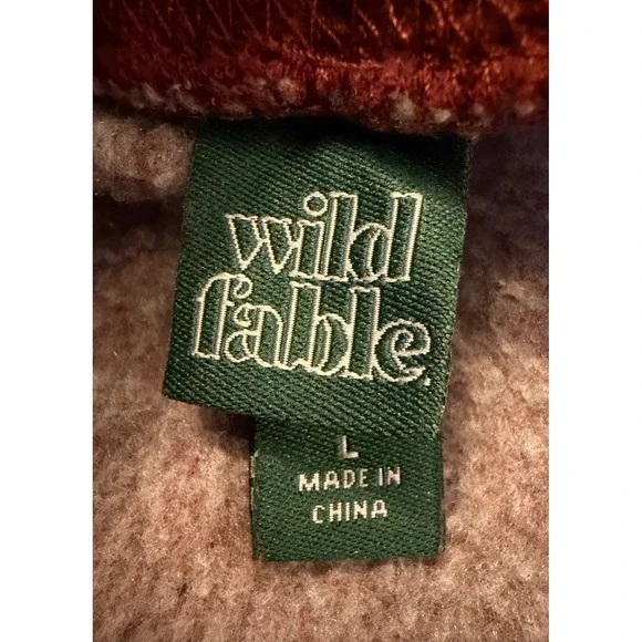 Wild Fable Burgundy New York Graphic Cropped Hoodie Sweatshirt Large Raw Hem - Picture 3 of 5